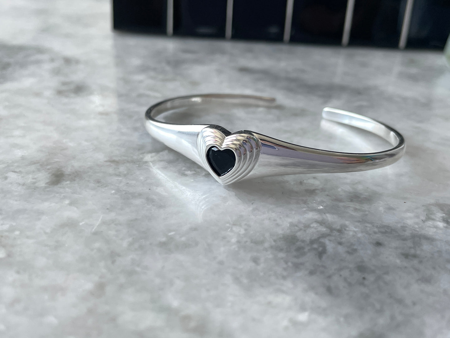 Harin Heart Cuff 925 Silver Bracelet