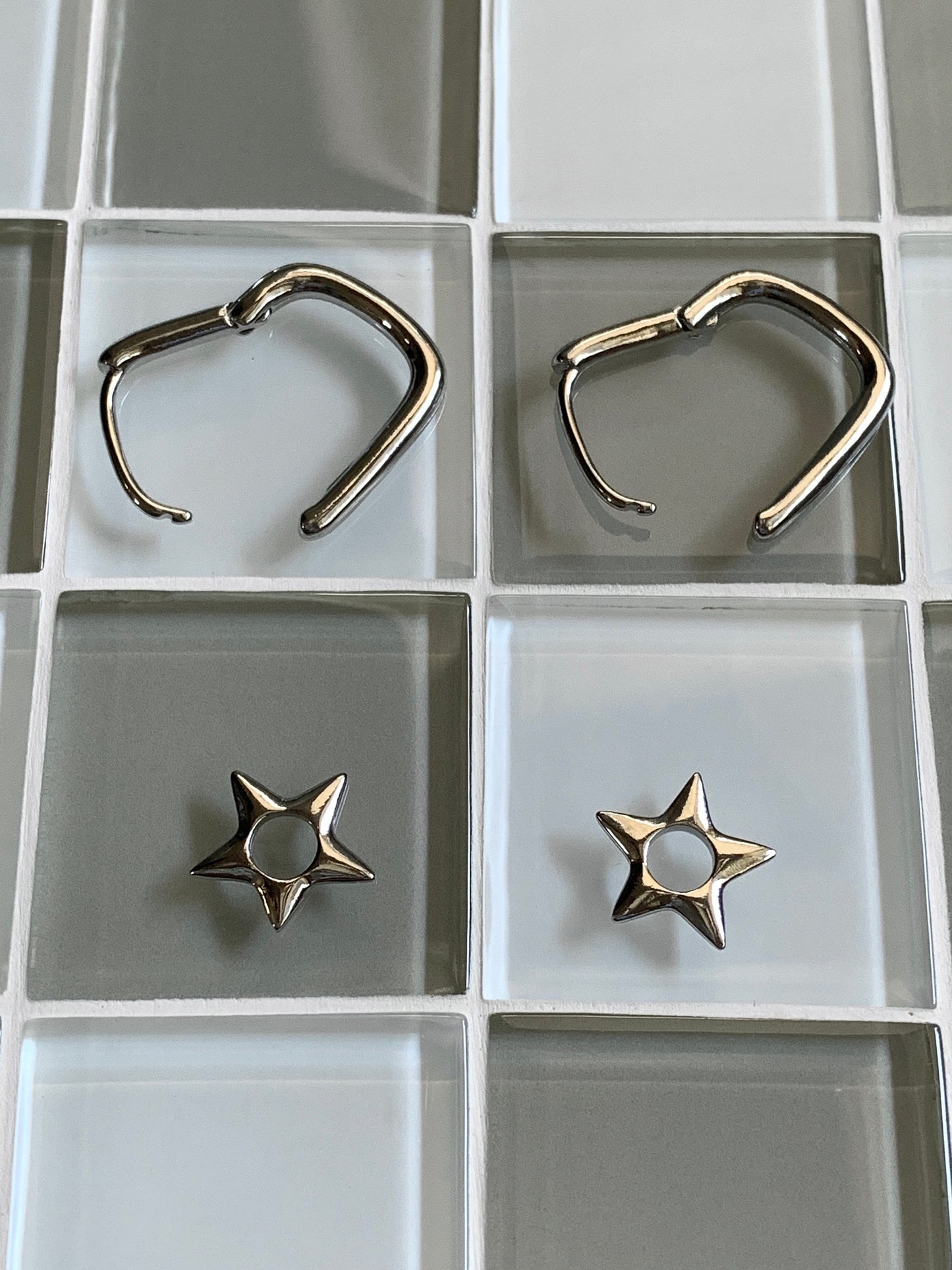 Y2K Star Hoops Punk Chunky Star Hoops Grunge Star Earrings Nana Anime Earrings Aesthetic Earrings Star Alt Jewelry Acubi Goth Cyber Hoops