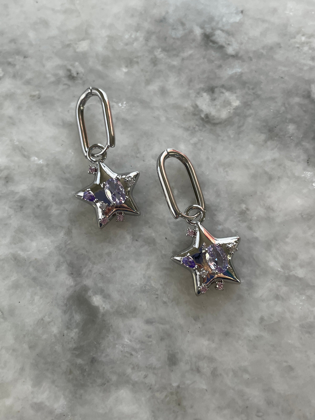 Y2K Star Hoops Grunge Purple Star Hoop Earrings Fairycore Hoop Earring Alt Earrings 2000s K Pop Indie Aesthetic Gift Egirl Cybercore