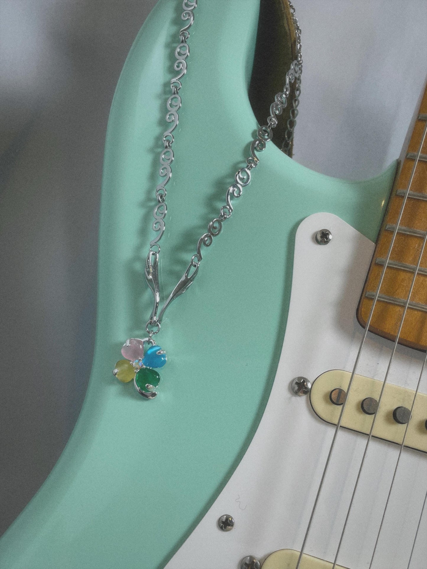 Y2k Shoujo Clover Choker Necklace Dreamcore Four Leaf Rainbow Clover Cloud Angel Wings HimeKaji Necklace Indie Aesthetic Anime Jewelry gift
