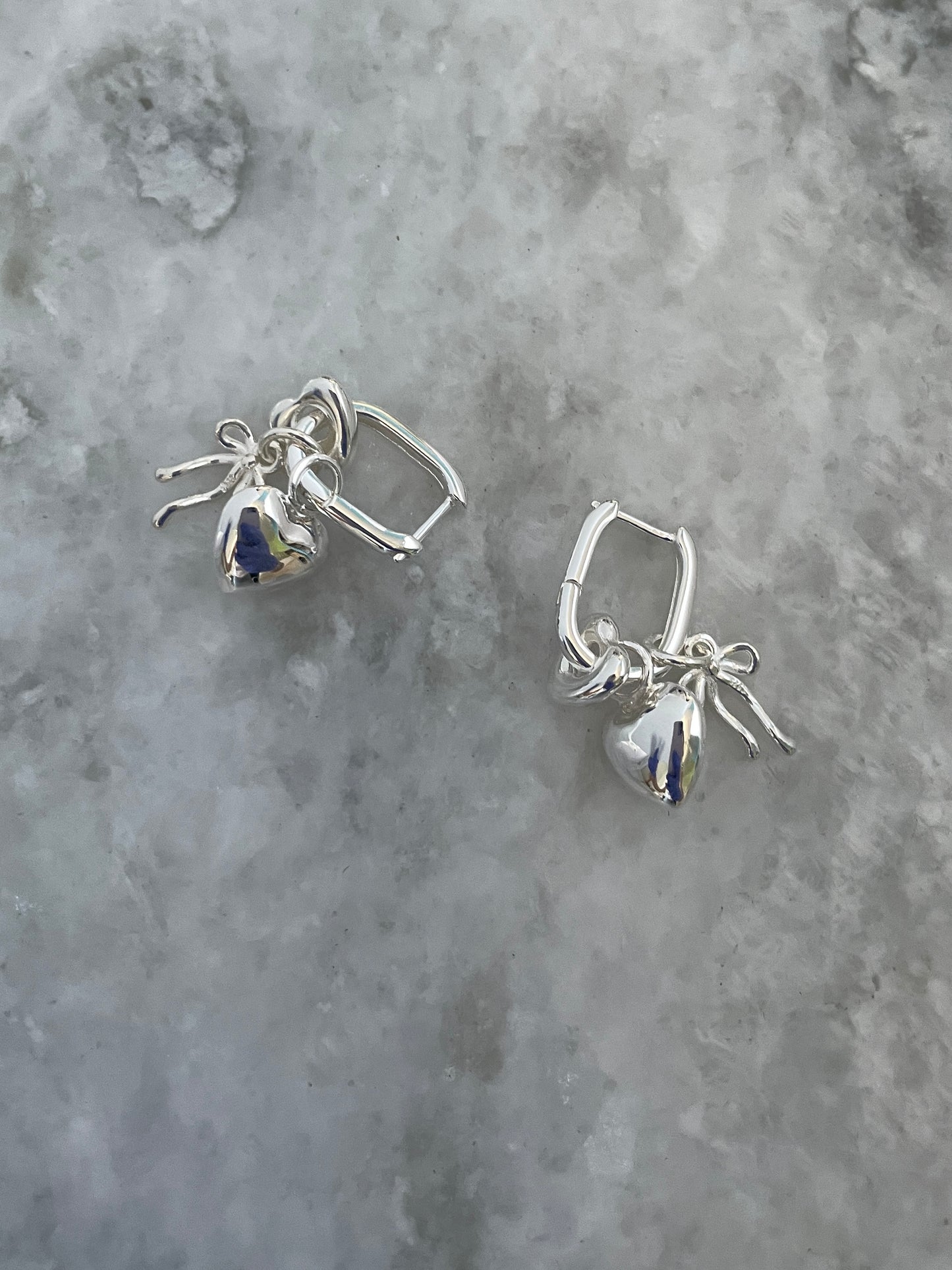 Kyara 925 Sterling Silver Bow Charm Heart Earrings