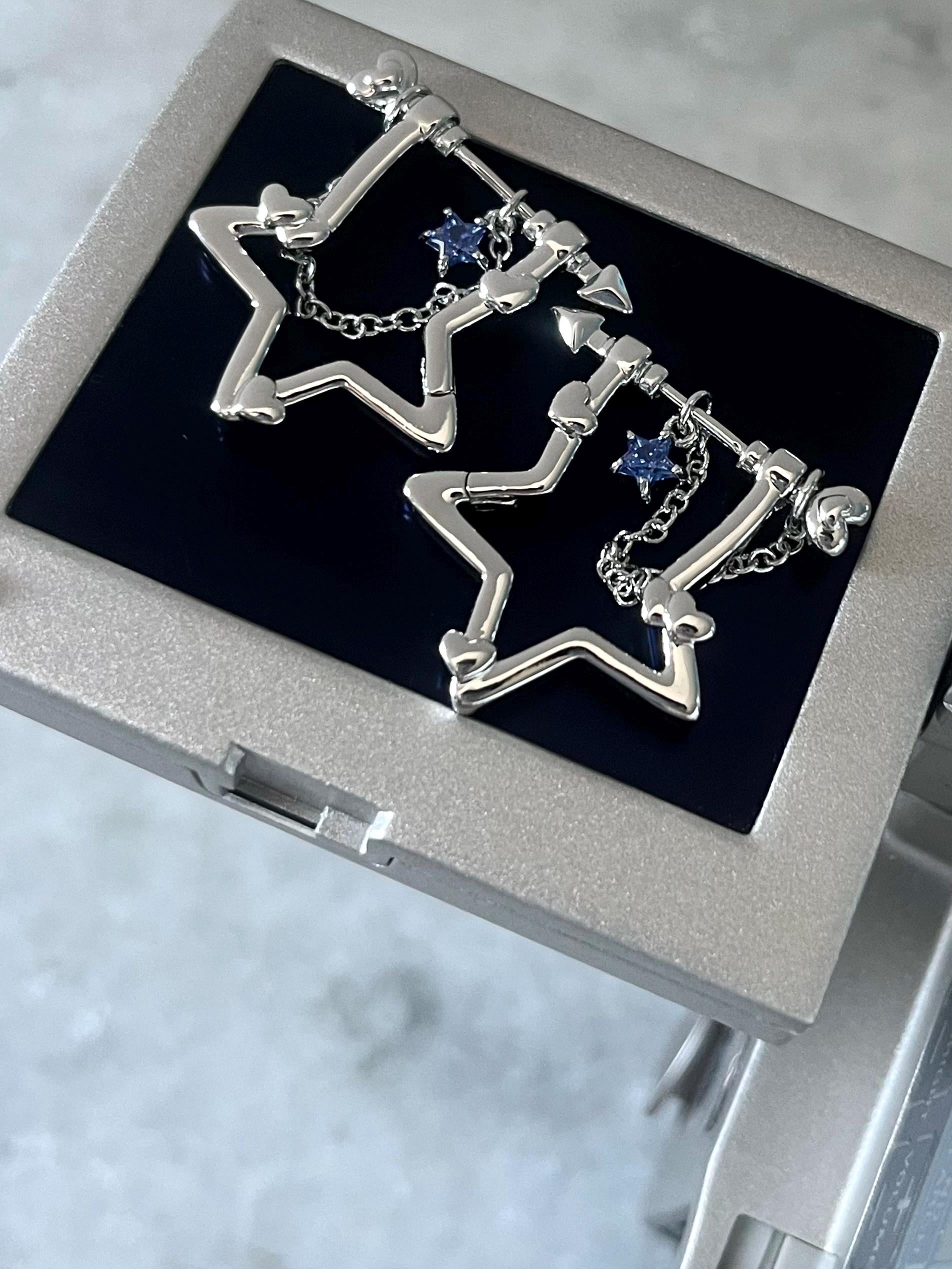 Y2K Grunge Earring Star Arrow Nana Punk Earrings Goth Hoop Earrings Grunge Statement Cyber Goth Cupids Bow Aesthetic Gift for Her Holiday